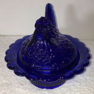 Mosser Glass Cobalt Blue Hen On A Nest Head Turned Split Tail 6.  5”x5.  5”x4.  25” 2