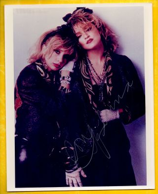 M - Madonna Color Autographed Photo W/coa