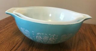2 Vintage Pyrex Amish Butterprint Turquoise Cinderella Nesting Bowls 443 444