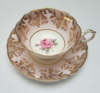 Paragon Tea Cup Double Warrant Soft Pink Gold Lily Of The Valley Trim With Rose