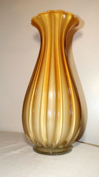 Huge Vintage Hand Blown Italian Murano Venetian Art Glass Gold Flake Vase Ribbed