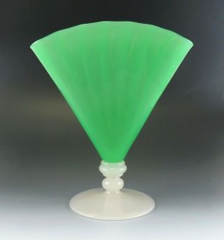 Antique C1915 Carder Steuben Jade Green Alabaster White Frosted Glass Fan Vase