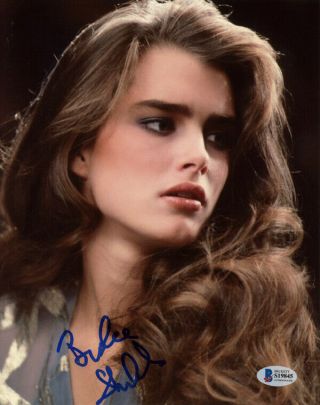Brooke Shields Signed Autographed 8x10 Photo Full Signature Young Beckett Bas