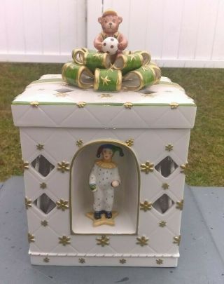 Villeroy & Boch Porcelain Christmas Toys Musical Present Gift Box W/ Bear On Top