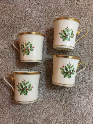 Set Of 4 Lenox Holiday Holly Berry Mug 12 Oz Coffee Cups China 1 Small Flaw