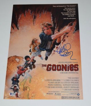 Richard Donner Signed Autograph The Goonies 12x18 Movie Poster Photo Beckett