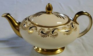 Vintage Sadler England Oval Teapot Heavy Gold 2713