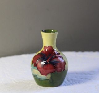 Vintage Moorcroft Hibiscus Art Pottery Bud Vase