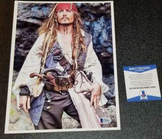 Johnny Depp Pirates Of The Caribbean Signed 8x10 Photo Beckett Bas Psa