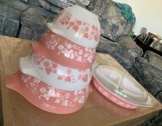 Vintage Pyrex Pink Gooseberry Cinderella Nesting Bowls Set Casserole Dish