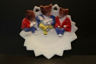 Vintage Westmoreland 7 " Milk Glass Plate Depicts 3 Foxes Reading A Book Painted
