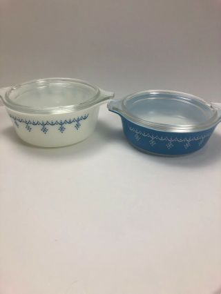 Vintage 2 Pc Pyrex Bowl Set Garland Snowflake 472 471 W/ Lids - 4 Pc Total