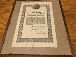 1979 Official John Wayne Commemorative Gold Coin Medallion Framed And Dvd 3