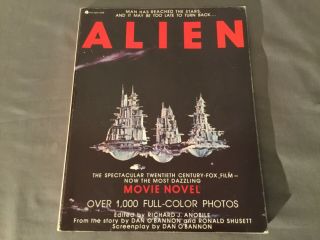 Alien Movie Novel Soft Cover Book 1000 Photos Sigourney Weaver Tom Skerritt