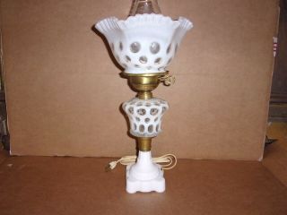 Vintage Fenton Art Glass Co French Opalescent Coin Spot Dot Electric Table Lamp
