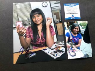 Mindy Kaling Rare Signed Autographed The Office 8x10 Photo Beckett Bas