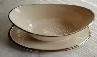 Lenox Solitaire Ivory & Platinum Gravy Boat With Attached Underplate