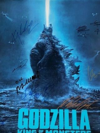 Godzilla King of Monsters DS Movie Poster CAST SIGNED Premiere King Kong Toy 3