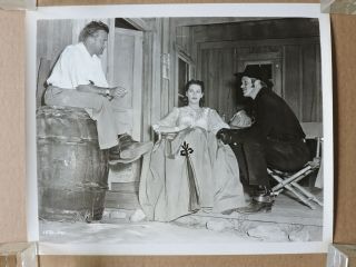 Yvonne De Carlo With Dan Duryea Candid Western Photo 1947 Black Bart