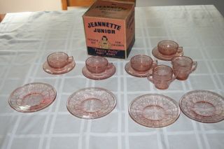 Jeannette Junior 14 Piece Dinner Set For Children Pretty Polly Pink Glass,  Box