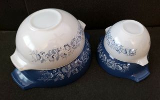 Vintage Set Of 4 Colonial Mist Pyrex Blue White Cinderella Mixing Bowls Spouts