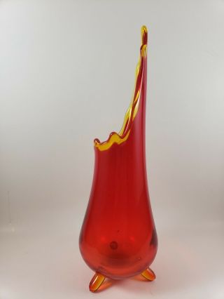 MOD RED HAND BLOWN ART GLASS VASE WITH YELLOW/GOLD FLUTED EDGE - STUNNING PIECE 2