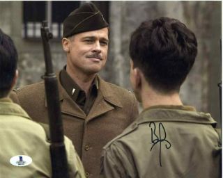 Brad Pitt Inglourious Basterds Autographed Signed 8x10 Photo Beckett Bas