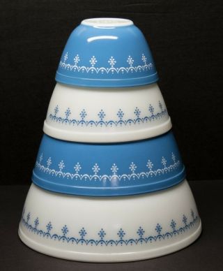 Vintage Pyrex Snowflake Blue Garland 4 Pc.  Mixing Bowl Set 401/402/403/404