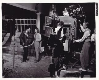 Loretta Young Candid Camera Crew Fox Studio Set Vintage 1937 Photo