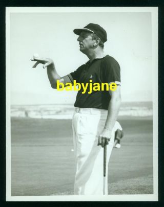 Ray Bolger Vintage 7x9 Photo Candid Golfing In Las Vegas In The 1960 