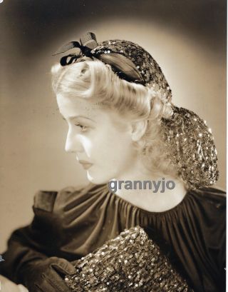 1940 Photograph Of Actress Anita Louise,  Hat Fashion Press Photo