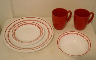 Corelle Classic Cafe Dinner Set Plates Soup Bowl 2 Mugs Red And White Stripe