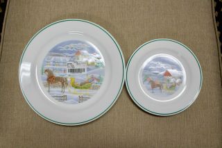 8 Piece Corelle Country Memories Plate Dinner Set - Christmas Holiday
