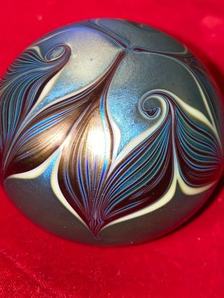 VINTAGE 1976 ORIENT & FLUME IRIDESCENT BLUE PULLED FEATHER PAPERWEIGHT PRIC 3