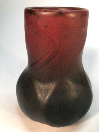 VAN BRIGGLE EARLY 1920 ' s Maroon Purple Old Pottery Ceramic Vase 2