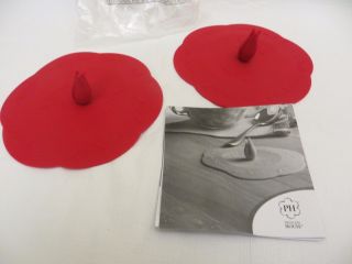 L 3130 Princess House Specialty Silicone Covers 2 Red Fantasia 5 1/2 " D Nip