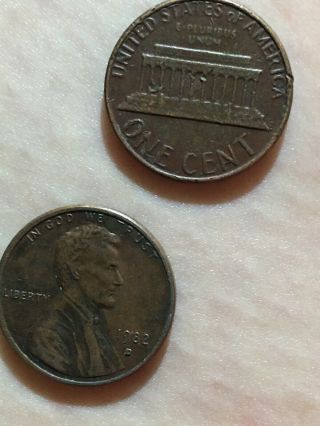 1982 D small date copper 3.  1g Washington Lincoln Penny 3