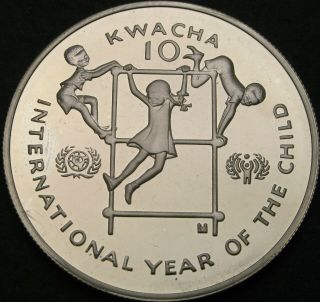 Zambia 10 Kwacha 1980 Proof - Silver - Intl.  Year Of The Child - 297 ¤