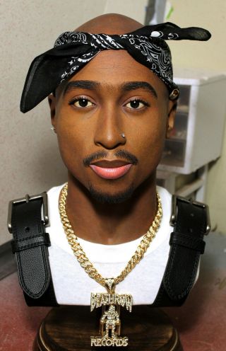 1/1 Lifesize Custom Tupac Shakur Bust 2pac Life Size Prop Sculpture Figure