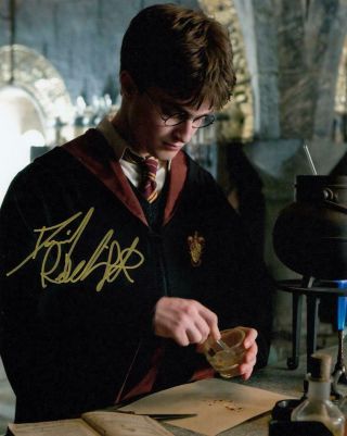 Daniel Radcliffe Signed 8x10 Photo Harry Potter