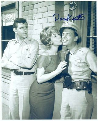 Don Knotts Signed The Andy Griffith Show 8x10 W/ Barbara Eden Kissing Barney