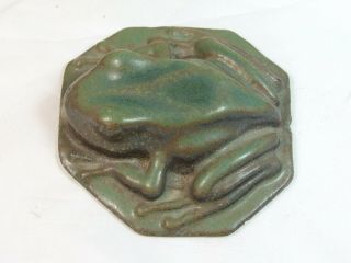 Pewabic Tile Company Detroit Ceramic Frog Paperweight 1996