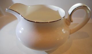 ROYAL DOULTON 2 PC.  GRAVY BOAT & UNDER PLATE AMULET PATTERN H4998 MADE ENGLAND 2