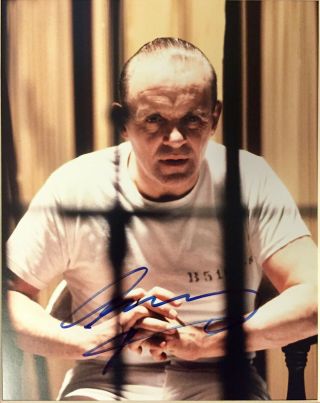 Silence Of The Lambs: Anthony Hopkins Autographed 8x10 Movie Still.