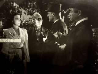 Dark Shadows Star Joan Bennett 2 8x10s The Man I Married 1940 Interrogation