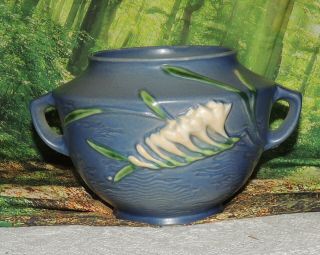 Vintage Roseville Freesia Double Handled Blue Bowl Vase 463 - 5