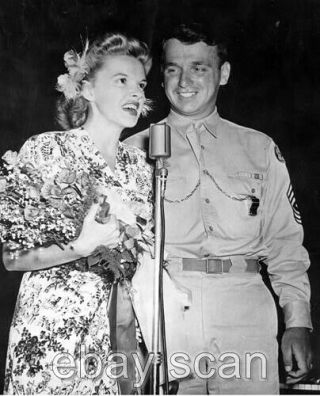 Fan Favorite Judy Garland And Uniformed Handsome Guy 8x10 Photo P7