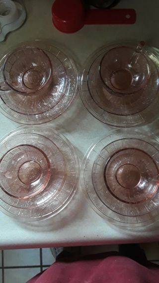 Vintage Pink Depression Glass 4 Tea Cups And 4 Saucers 4 Desert Plates
