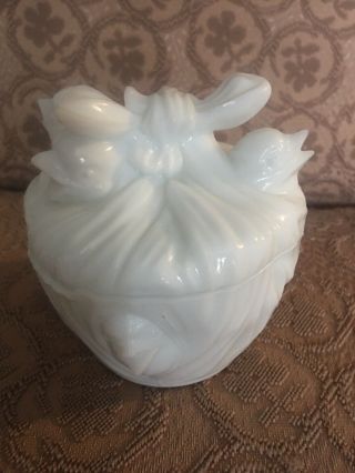 Vintage Milk Glass Covered Sugar Bowl Candy Dish Baby Birds Tied In Basket Nest
