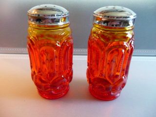 Le Smith Stars And Moon Amberina Glass Salt & Pepper Shakers Vintage